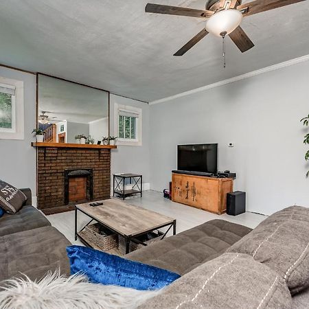 Awesome House, 5 Minutes To Dt, 2 Miles To Stadium And Ruby Memorial! Morgantown Esterno foto